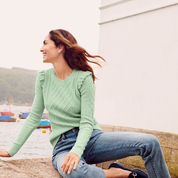 NWT Talbots Cable Knit Crew Neck Ruffle Shoulder Sweater Frosty Green Size LARGE - Picture 3 of 5